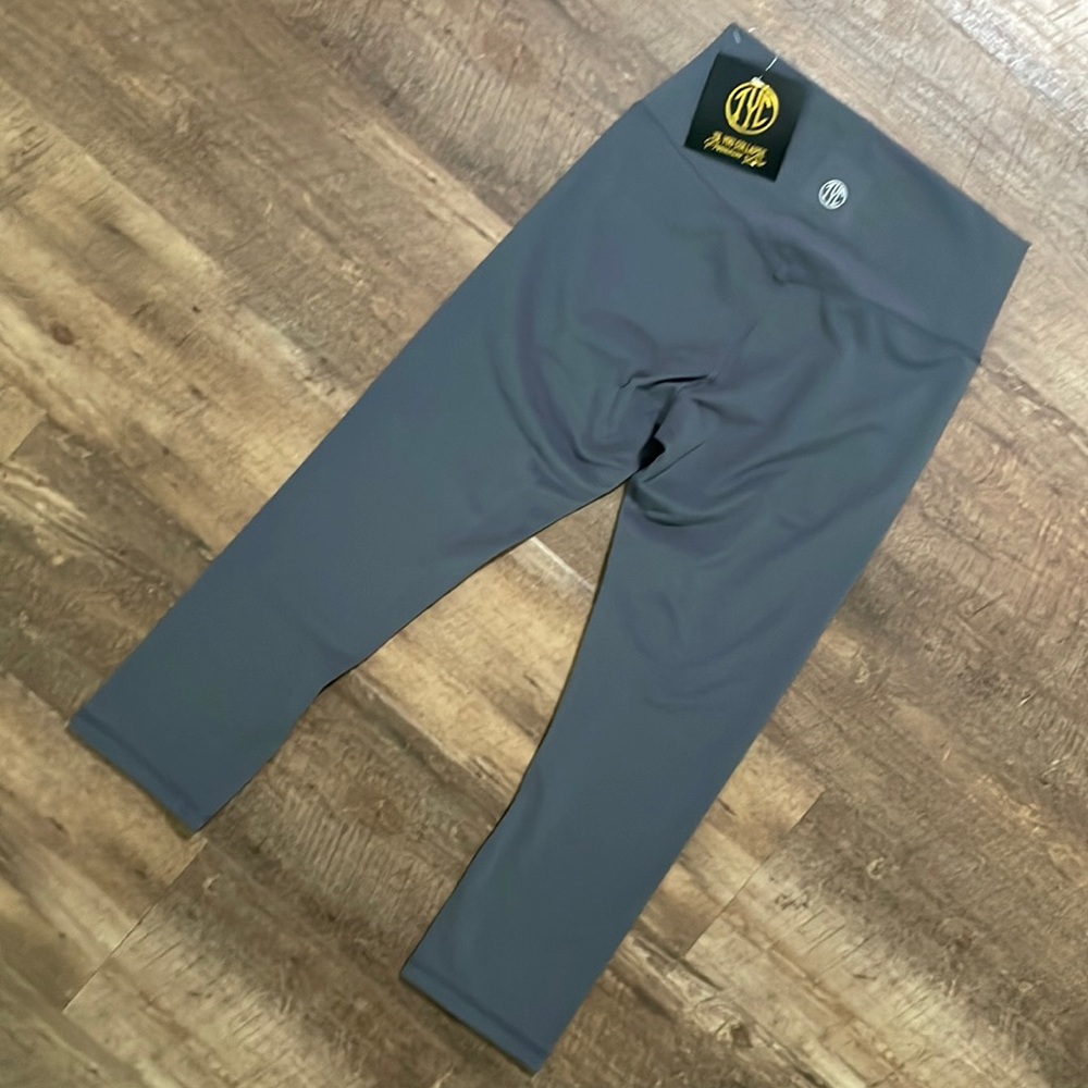 TYC crop leggings